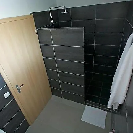 Apartment Porto-vecchio Sleeps 6 Pool Air Con Wifi